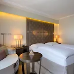 Pullman 4*