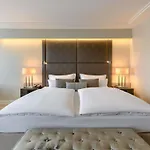 Pullman Hotel