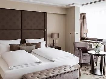 Hotel Pullman