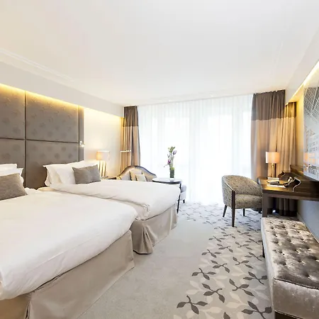 Pullman Hotel 4*