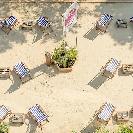 Pullman Ξενοδοχείο 4*