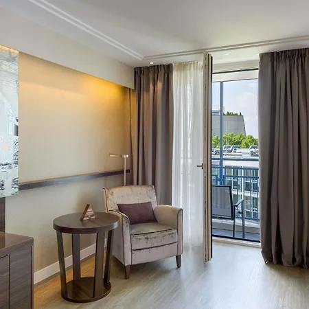 Pullman Hotel