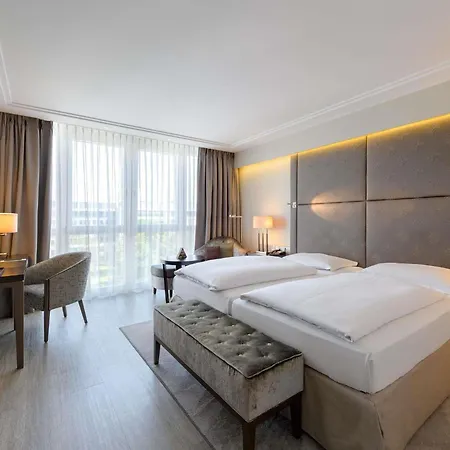 Pullman 4* Mnichov