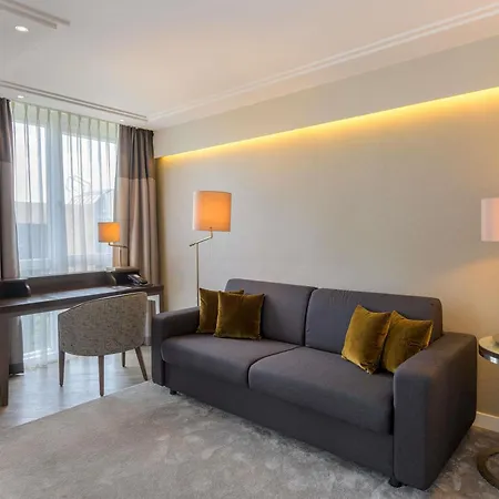 Pullman Hotel