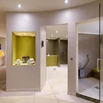 Pullman 4*